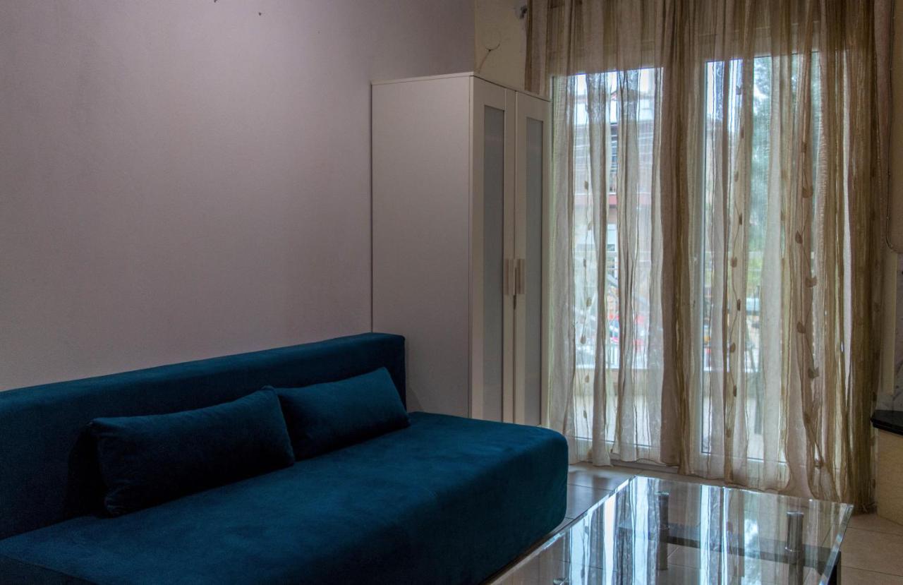 Roses Apartments Неа-Міханіона Екстер'єр фото